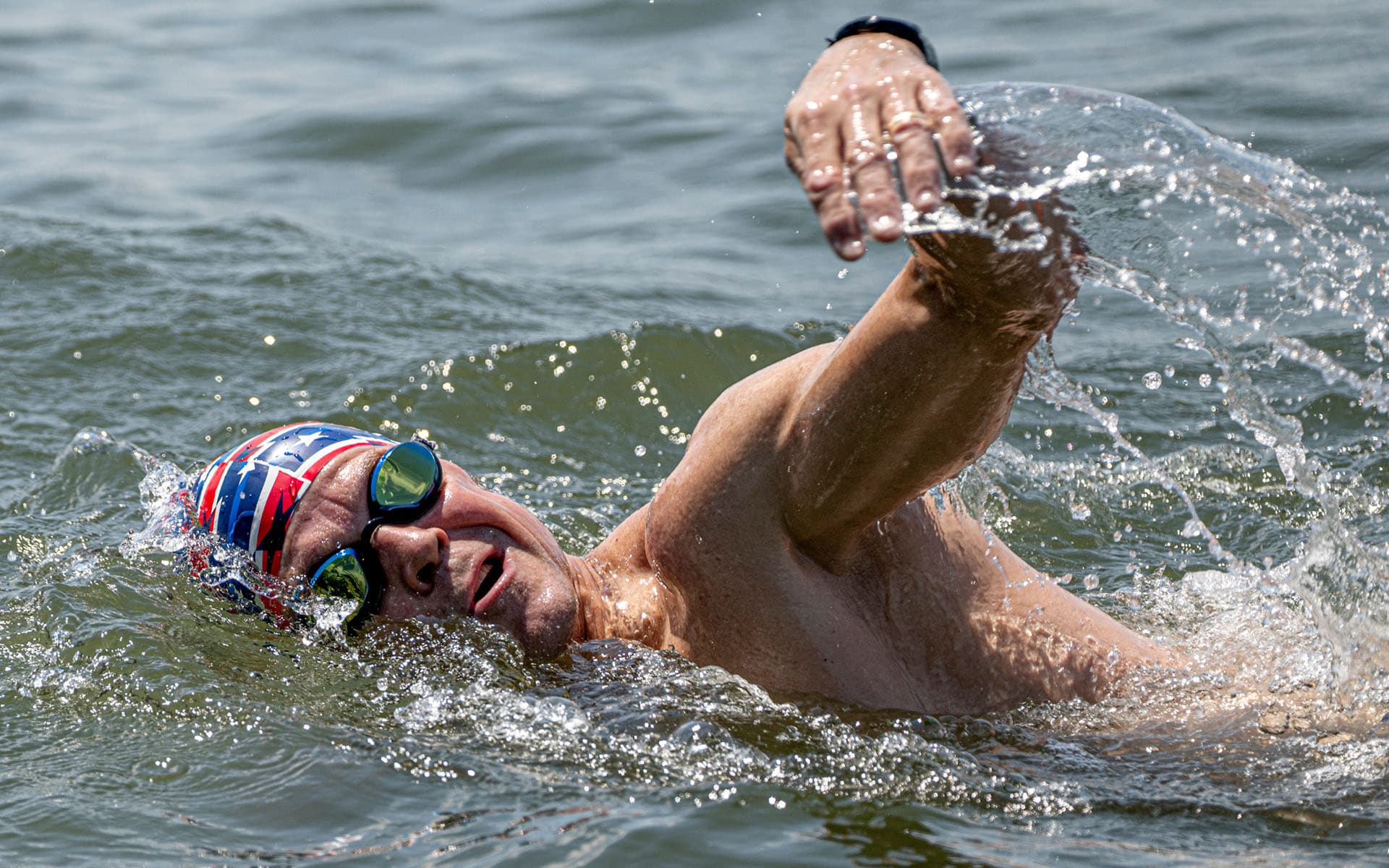 NYC SEAL Swim — scene 9 of 15